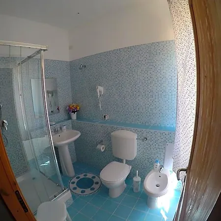 Bed & Breakfast Al Sole Di Pula