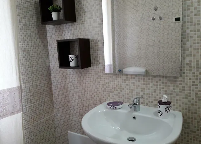 Alojamento de Acomodação e Pequeno-almoço Al Sole Di 4*